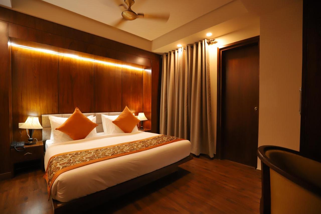 Ip Royal Hotel - New Delhi Buitenkant foto