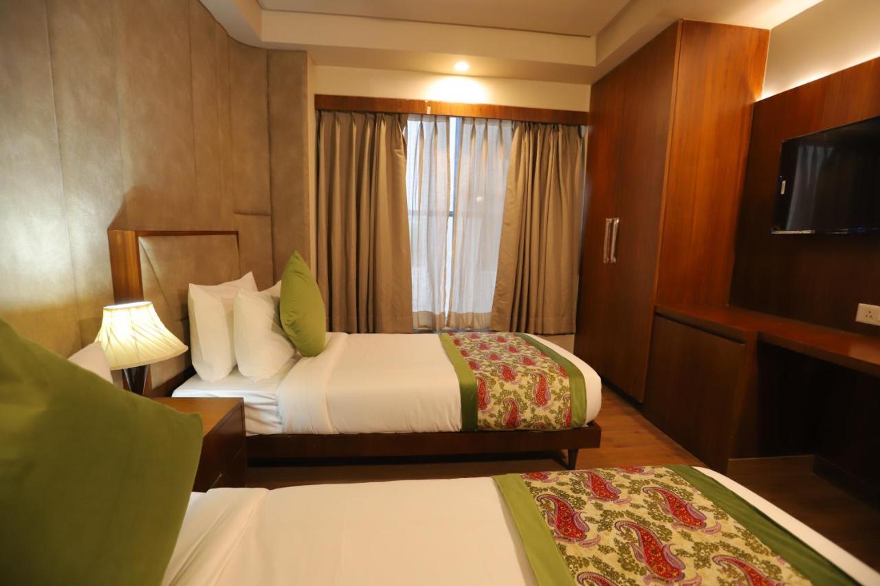 Ip Royal Hotel - New Delhi Buitenkant foto