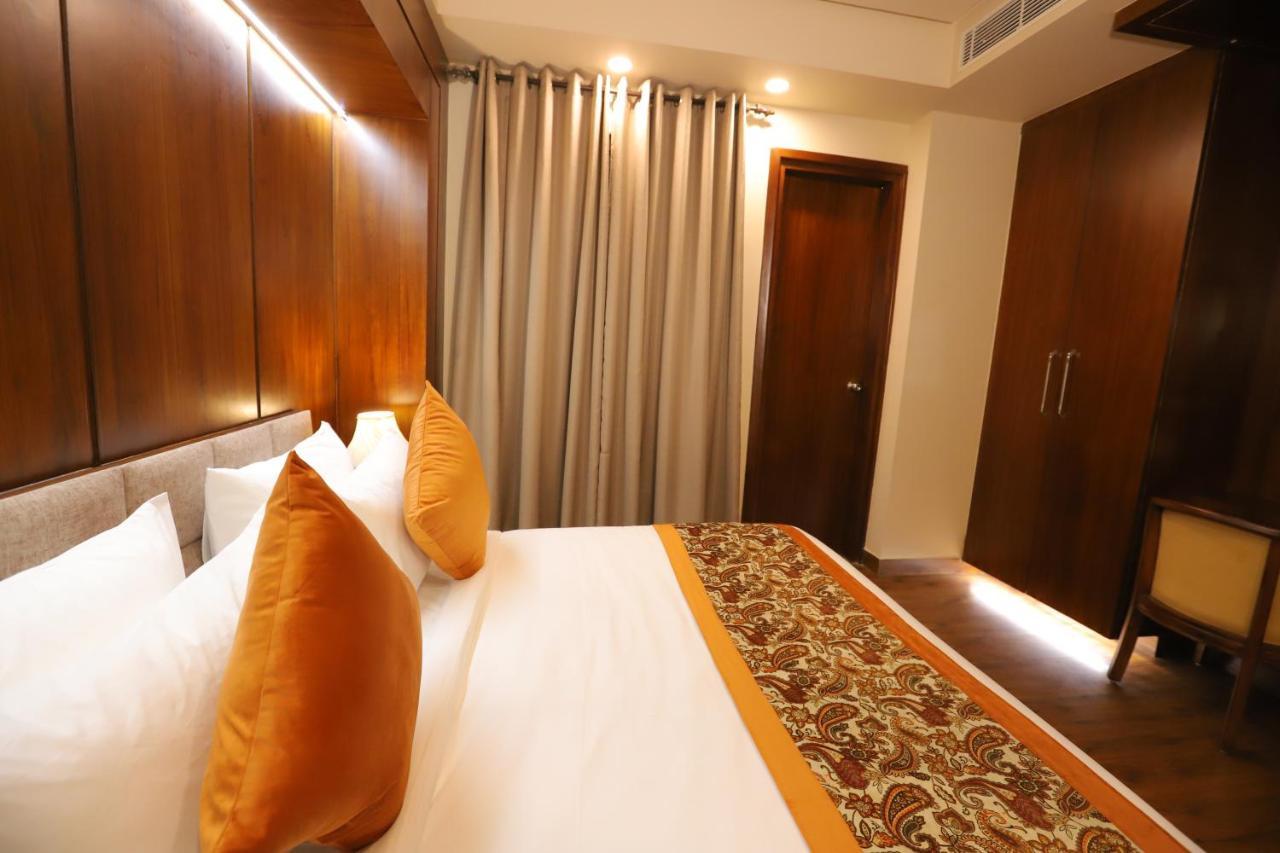 Ip Royal Hotel - New Delhi Buitenkant foto